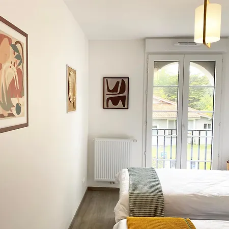 公寓 Two-bedroom Apartment, Sea Proximity *