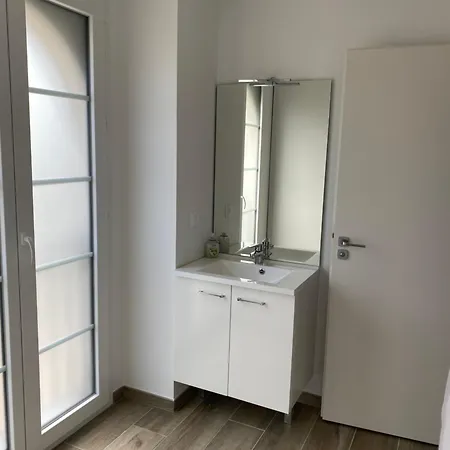 公寓 Two-bedroom Apartment, Sea Proximity 兰顿