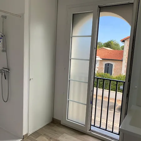 公寓 Two-bedroom Apartment, Sea Proximity 兰顿
